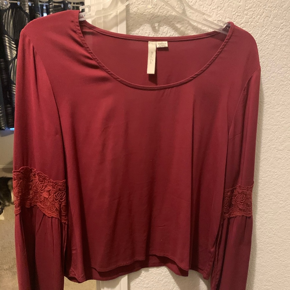 Mind Code Red Long Sleeve Crop - Picture 2 of 5
